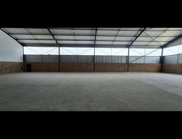 771M² BUILDING TO LET IN BENONI SOUTH